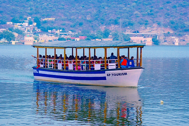 Vijayawada Bhavani Island boat
